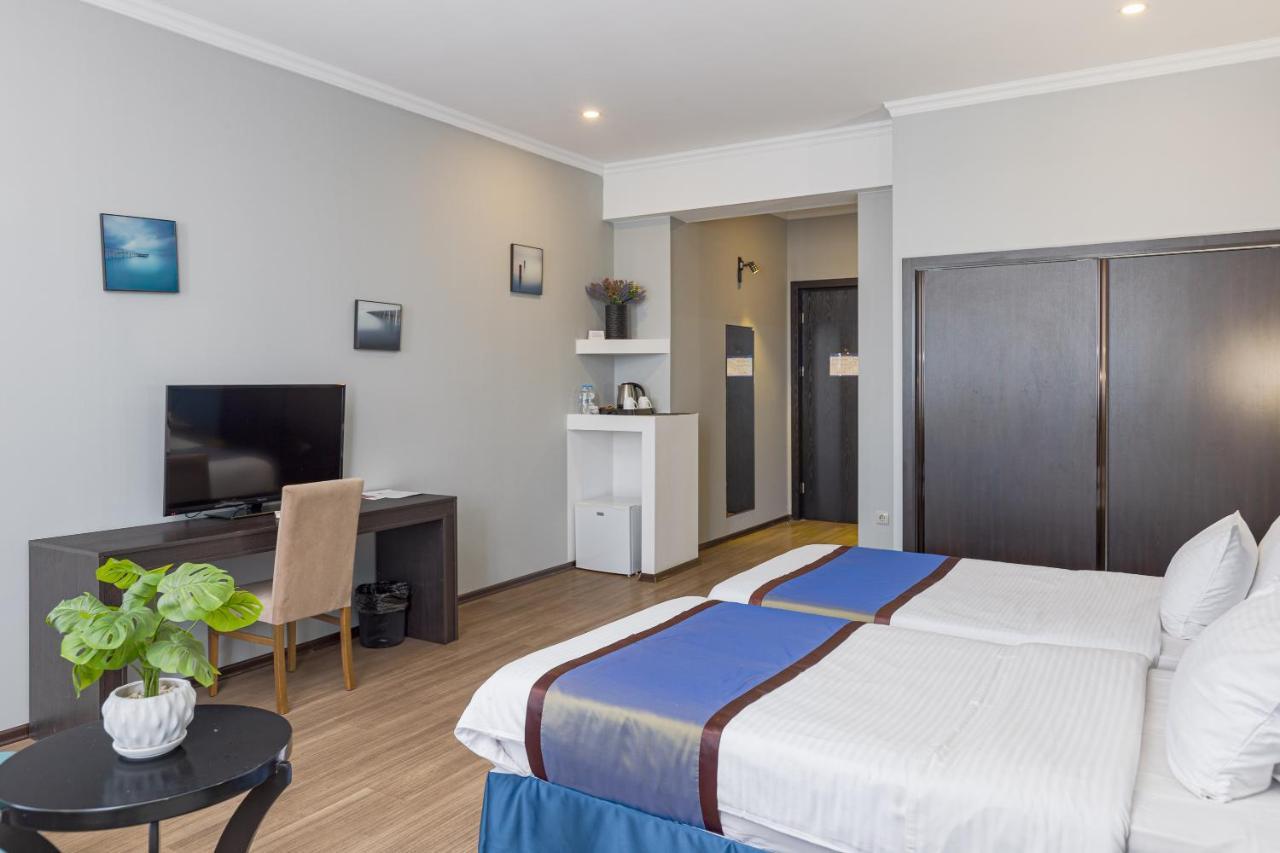 Best Western Tbilisi Art Hotel Екстериор снимка